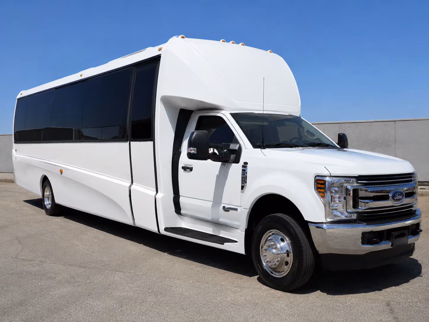 book a bus for your next birthday 1