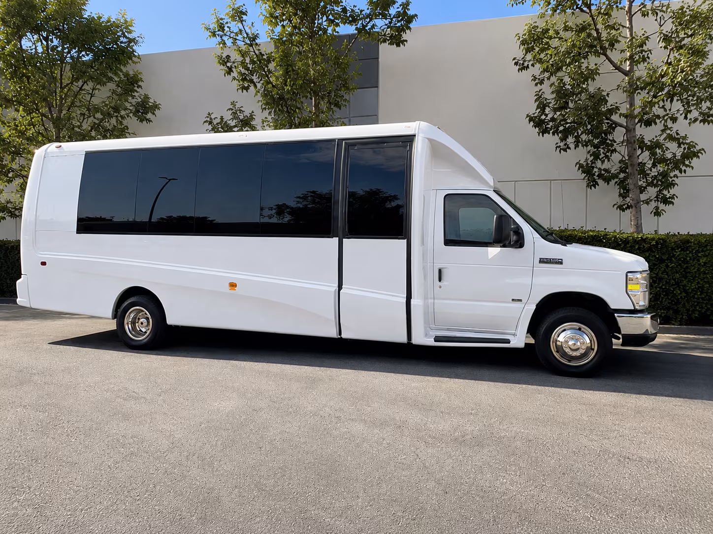 book a bus for your next convention or trade show 3