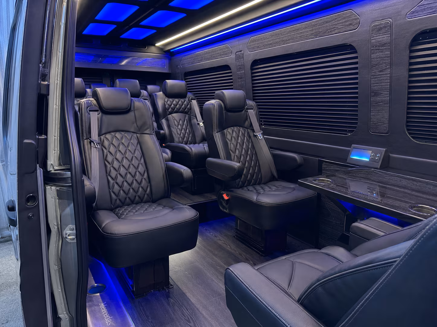 book a bus for your next convention or trade show 5