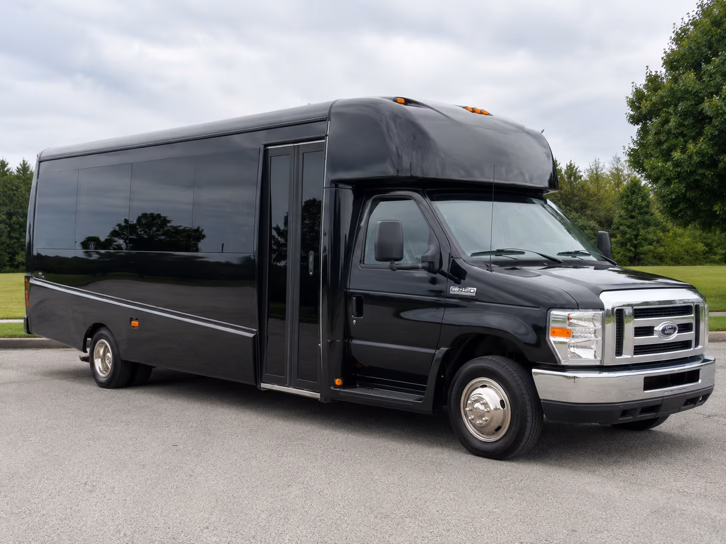 book a bus for your next prom 1