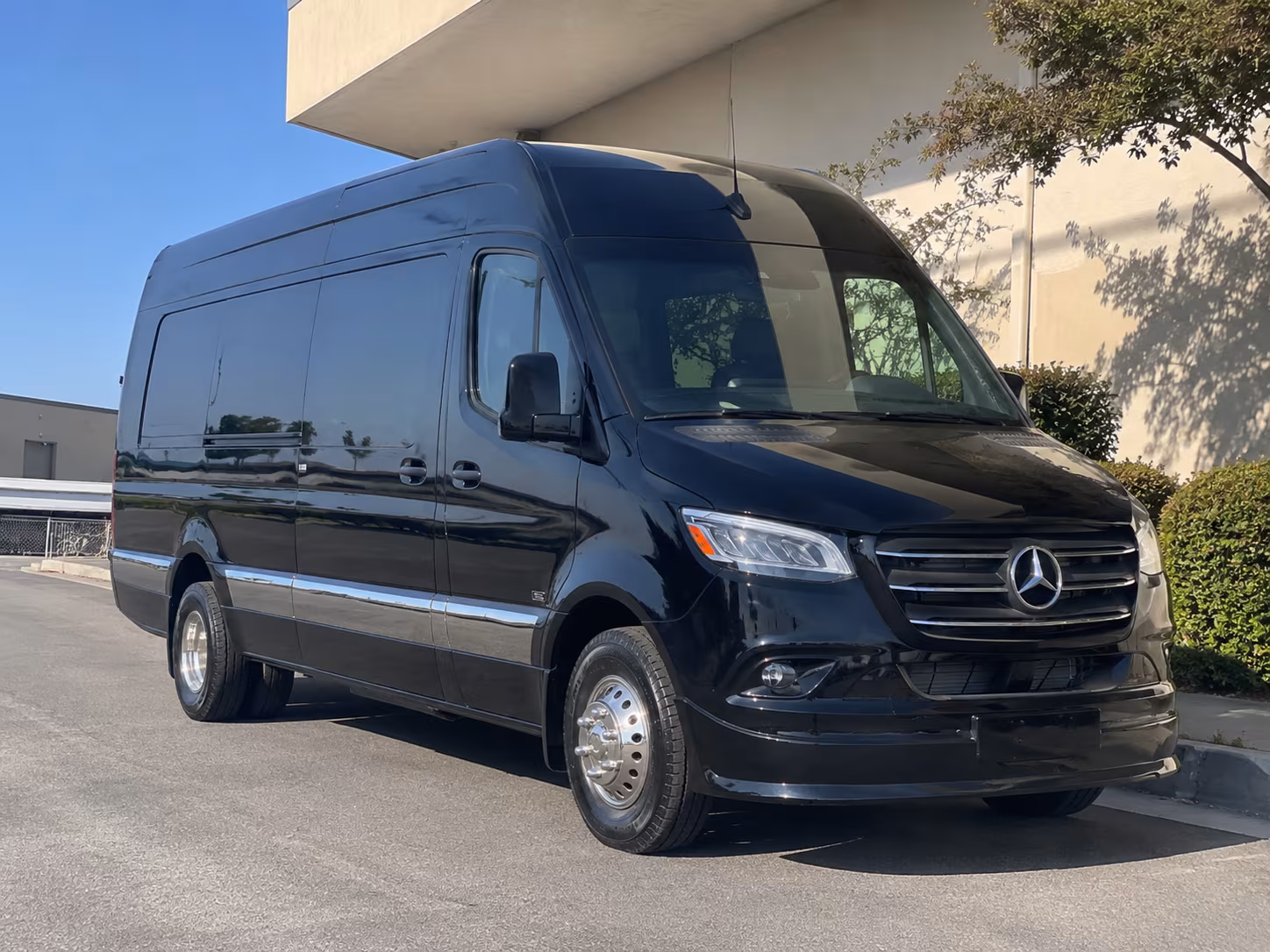 bus rental options for wilmington trips