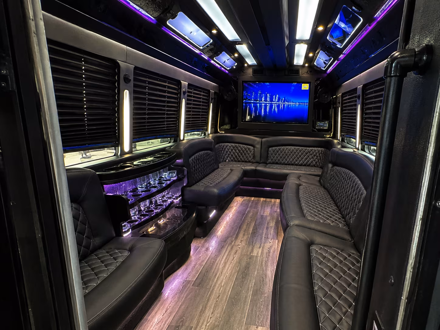 party bus rentals for wilmington bachelorette bar crawls on south front street