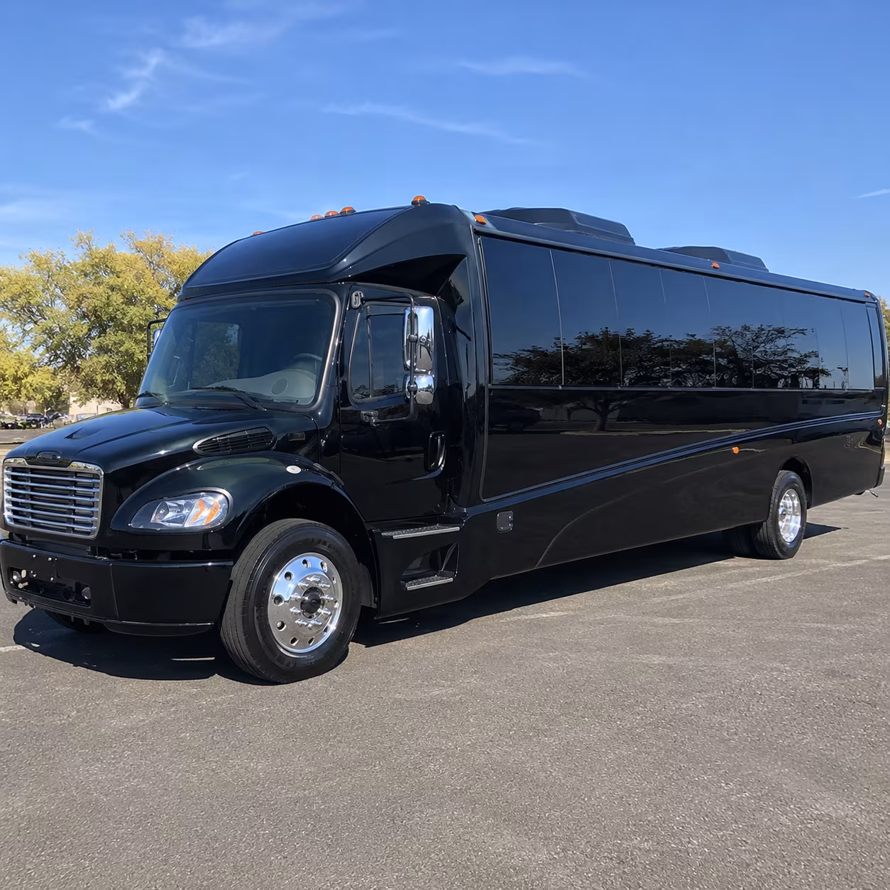 wilmington 25 passenger minibus