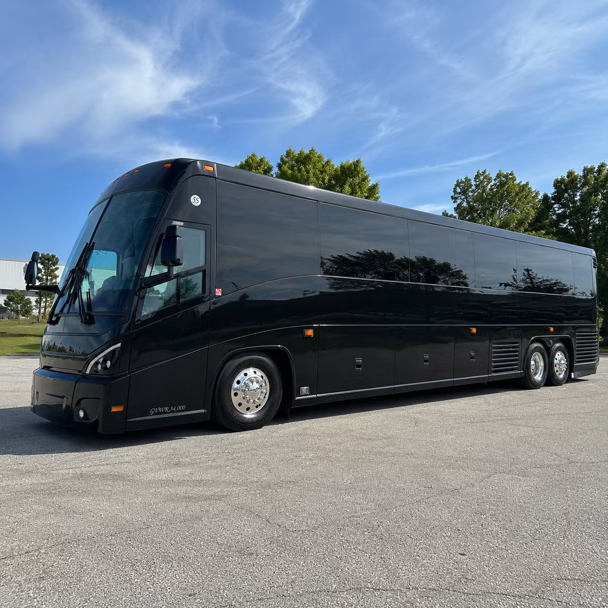 wilmington 47 passenger charter bus