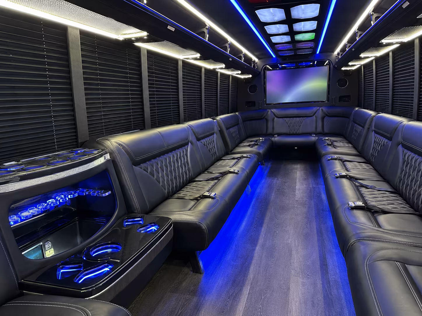 wilmington bus interior 6
