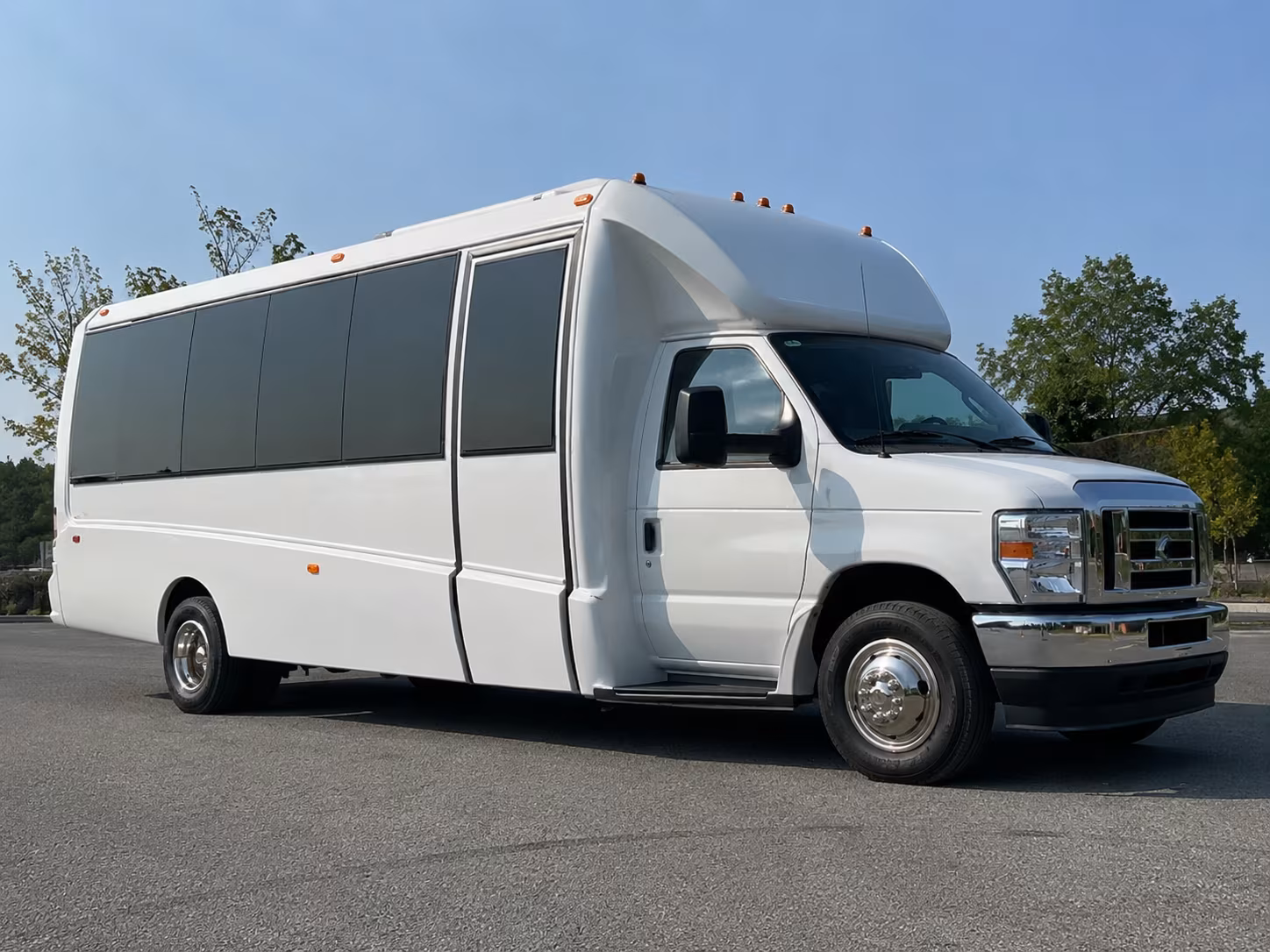 wilmington holiday party bus rental
